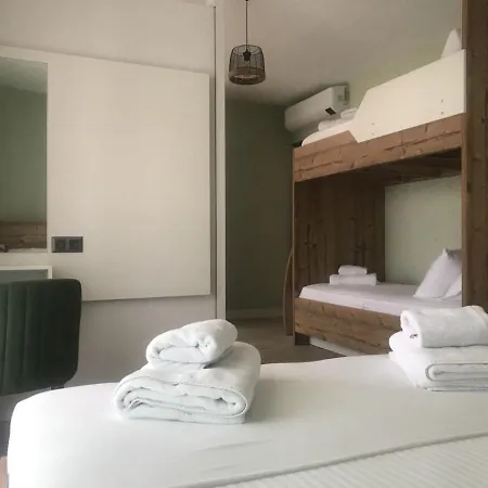 Aksoy Tas Ev Hotell *